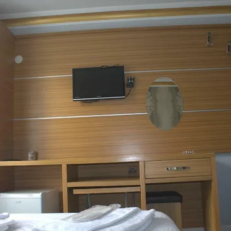 Grand Lara Hotel 2*