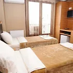 Hotel Grand Lara