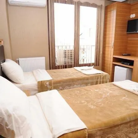 Hotel Grand Lara