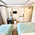 Grand Lara Ξενοδοχείο
