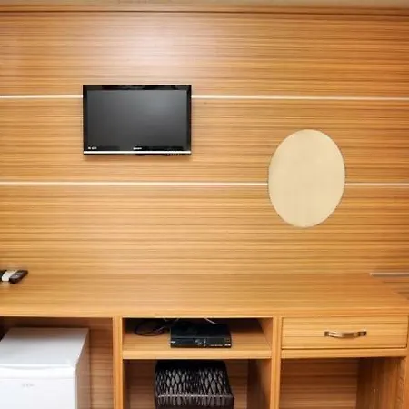 Hotell Grand Lara 2*